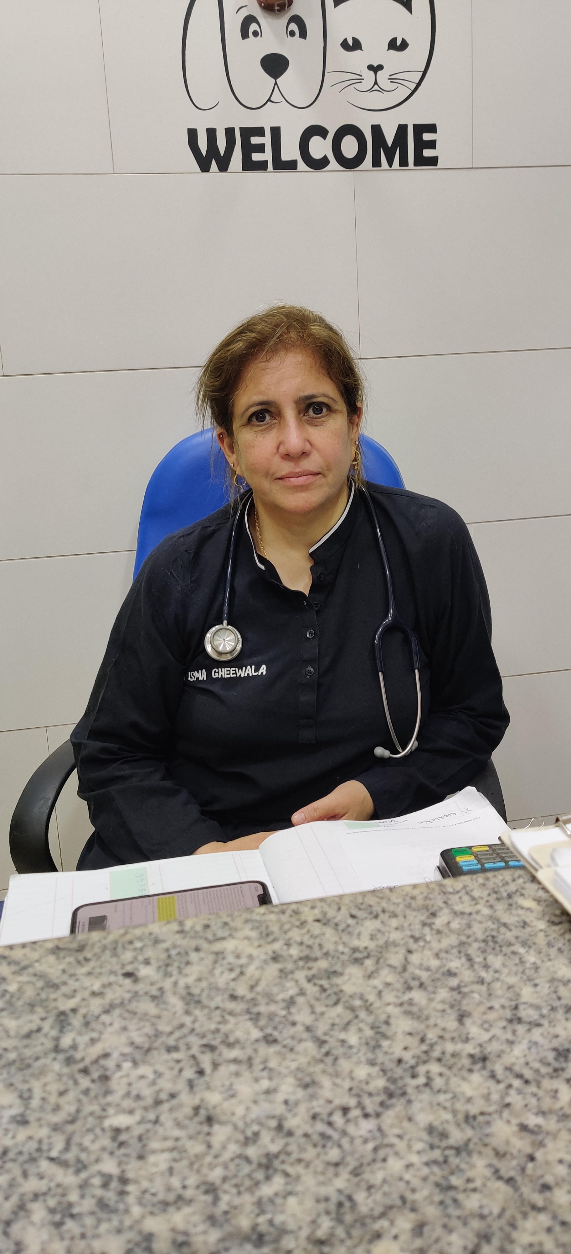 Dr. Isma Gheewala, Doctor of Veterinary Medicine